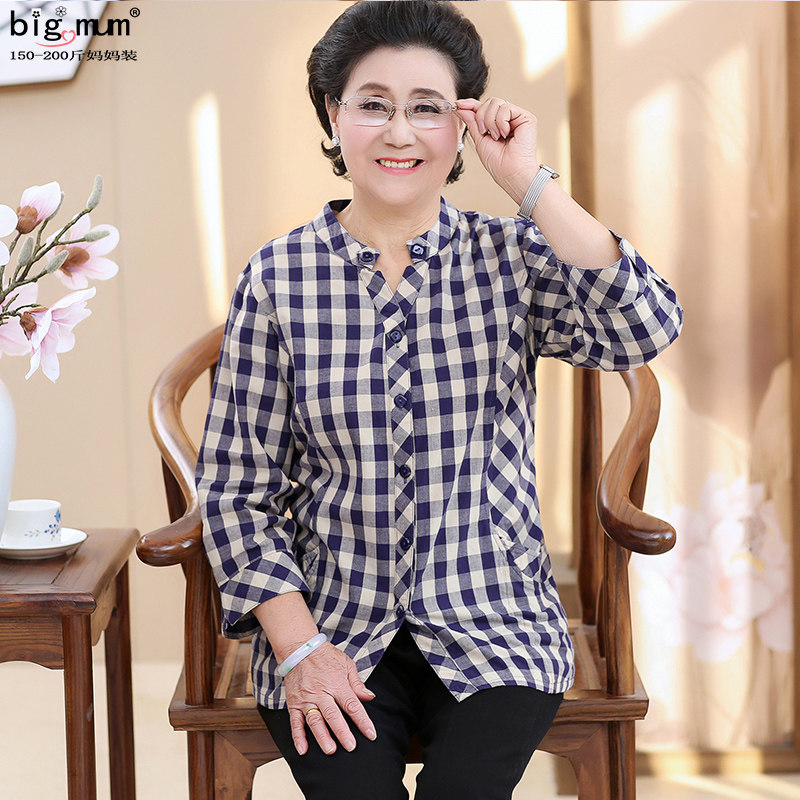 Fat plus size mother's spring and summer cotton plaid shirt Three-point sleeve large size shirt female grandmother cardigan top