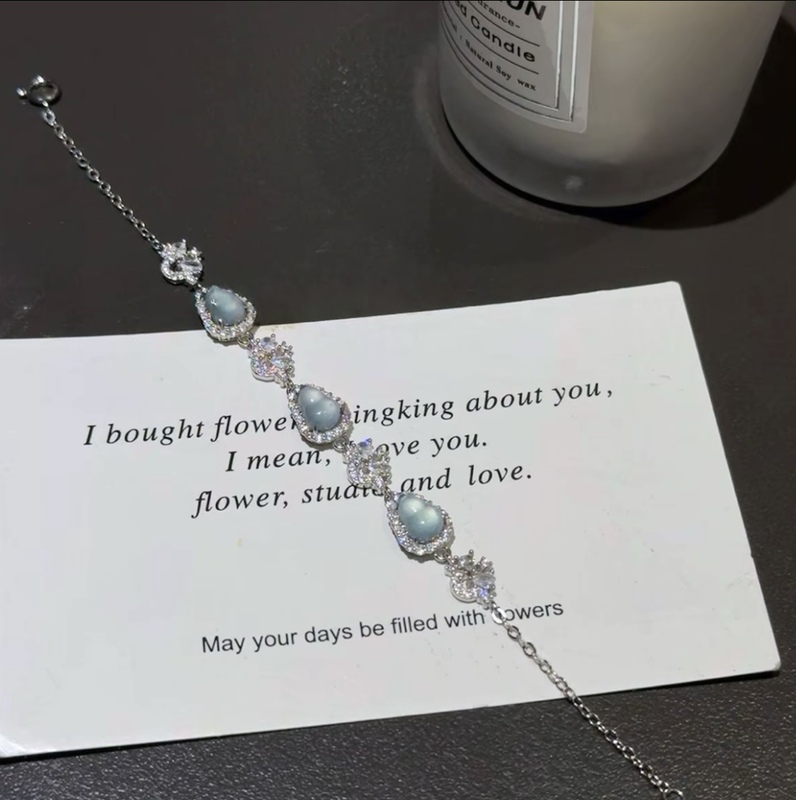 925 Silver Bracelet Blue Water Hyacinth Bracelet Silver S925 National Trend Style Dazzling Exquisite High-End Chain Gift for Friends 925 Silver Bracelet Blue Water Hyacinth Bracelet Silver S925 National Trend Style Dazzling Exquisite High-End Chain Gift for Friends