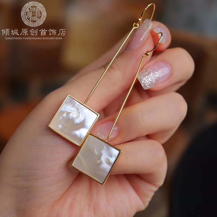 Natural Baichuan Fritillary Earrings Woman 2021 Summer Korea Fashion temperament S925 pure silver plated 18k gold long version earbuke