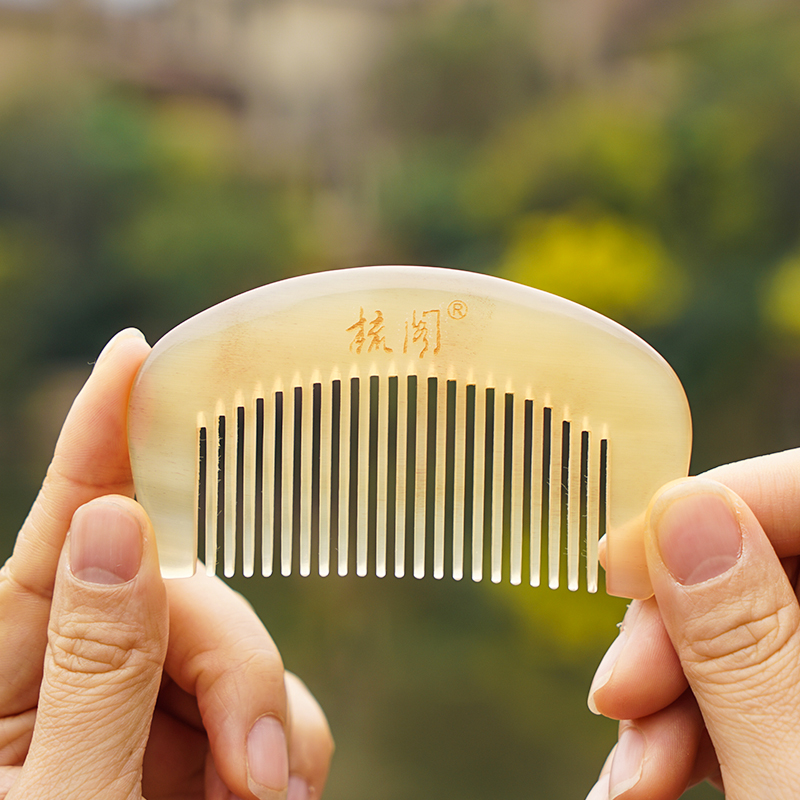 Comb Cabinet Natural White Corner Horn Carry-on small comb Baby comb Dense Teeth Antistatic Portable Men and Men Massage Ram Comb