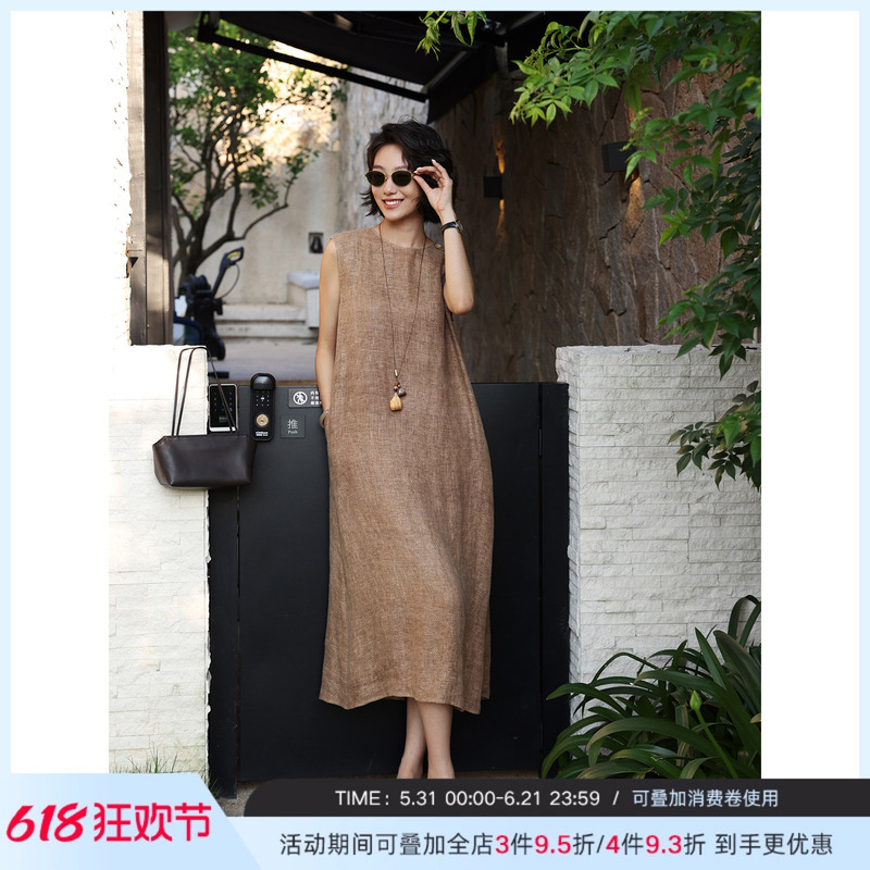 Zhou Zhou Lao Qian Feng Linen Sleeveless Dress 2026 Summer New Loose Slimming Draped Long Tank Dress for Women Zhou Zhou Lao Qian Feng Linen Sleeveless Dress 2026 Summer New Loose Slimming Draped Long Tank Dress for Women