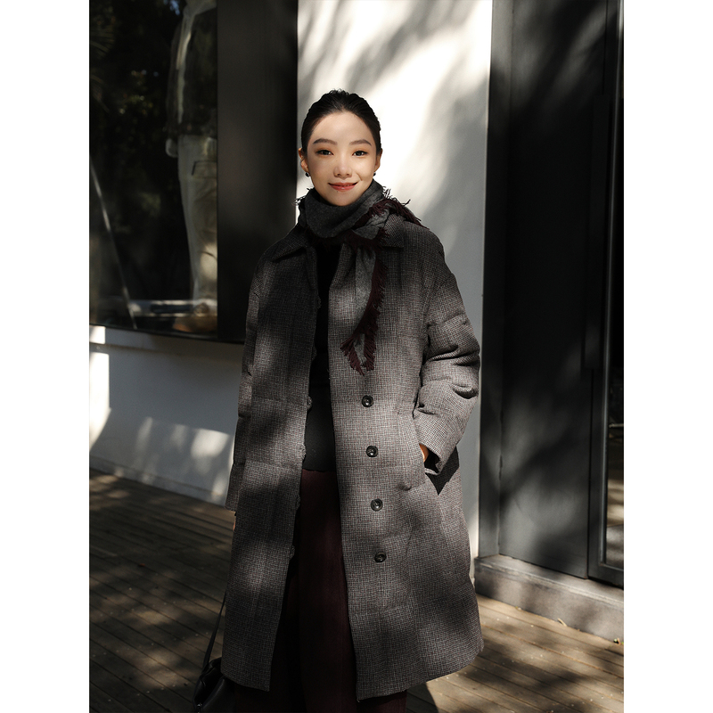 Zhou Zhou Laoqian Style Patterned Goose down Jacket 2025 Winter New Loose Thickened Warm Mid-Length down Coat for Women