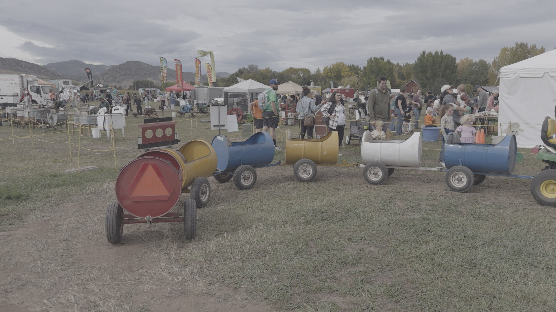 苹果Apple电影感风格化LUTs调色预设 Gamut – Creative LUTs for Apple Log 苹果Apple电影感风格化LUTs调色预设 Gamut – Creative LUTs for Apple Log