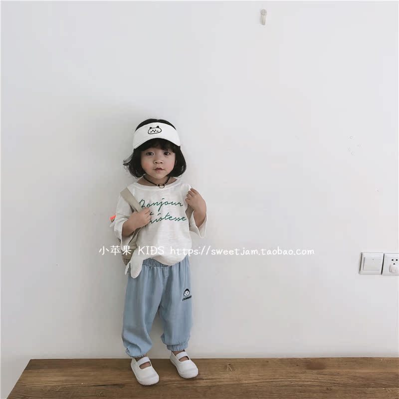 Apple 19 Summer Phiên bản mới của Hàn Quốc Bé trai và bé gái Nhẹ mềm Tencel chống muỗi Lantern Jeans - Quần jean quần áo thể thao trẻ em