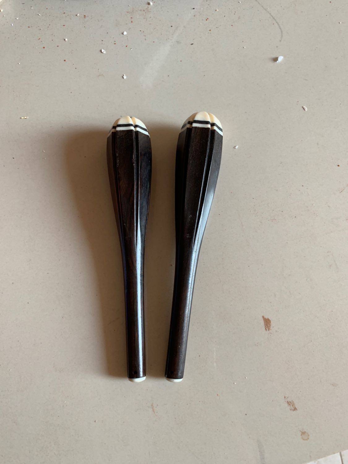 Black Sandalwood Dichochen Shaft Handle Twist The Six Harmonica Shaft Plum shaft Erhu accessories in large and excellent