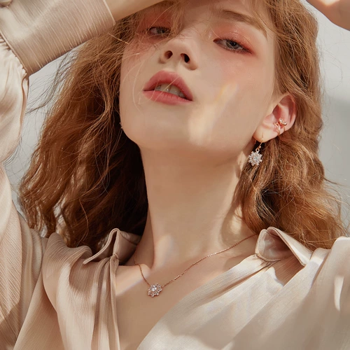 Swarovski, модное ожерелье, золотая цепочка до ключиц, стиль, серебро 925 пробы, 14 карат, розовое золото