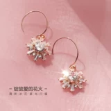 Изысканные милые серьги, модные золотые клипсы, элегантный аксессуар, стиль, розовое золото