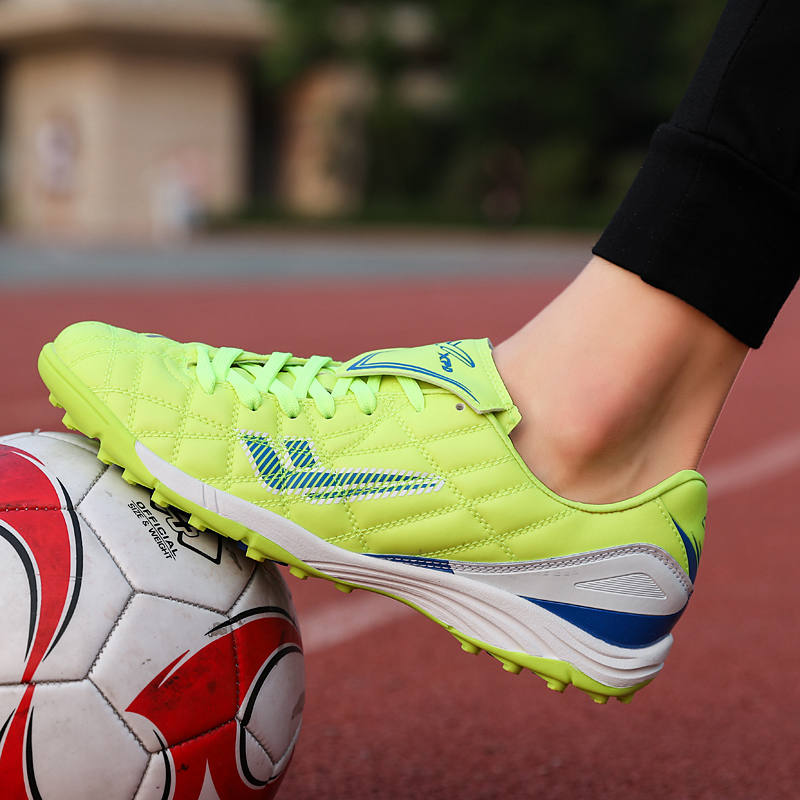 Special sports training professional grip for male and female children with non-slip bull fascia bottom playing table tennis shoes