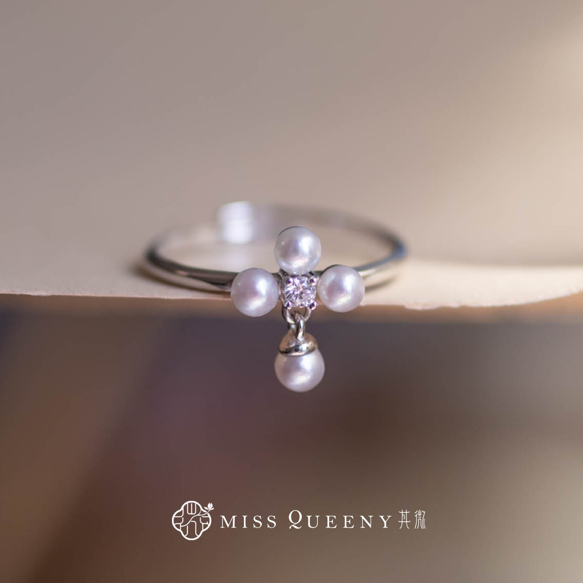 MissQueeny Qiwei | Cross pearl ring sterling silver simple, cute and versatile daily design sense