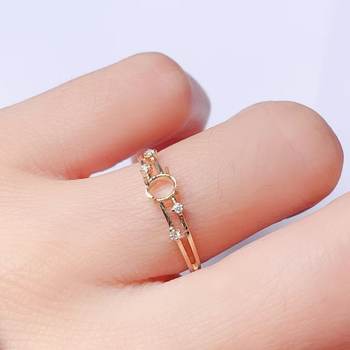 18k gold 4*5 simple ring with moissanite diamond