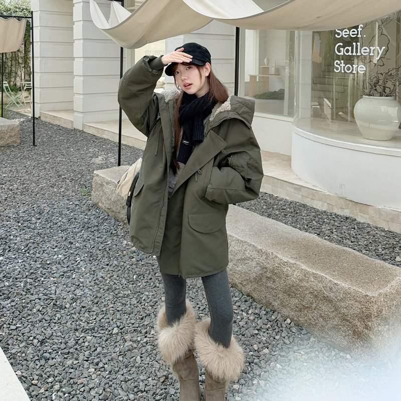 Qiqiuyu Army Green down Jacket Workwear Parka Women's Mid-Length Hooded Lamb Wool Spliced down Coat Qiqiuyu Army Green down Jacket Workwear Parka Women's Mid-Length Hooded Lamb Wool Spliced down Coat