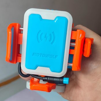 Moduol wireless charging mobile phone stand cache quick release