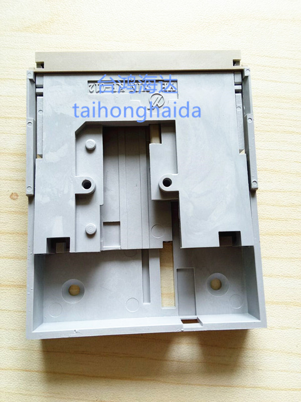 Aerospace tanker card reader card holder plastic Ming Huamming Tai push and push card reader IC card mouth head