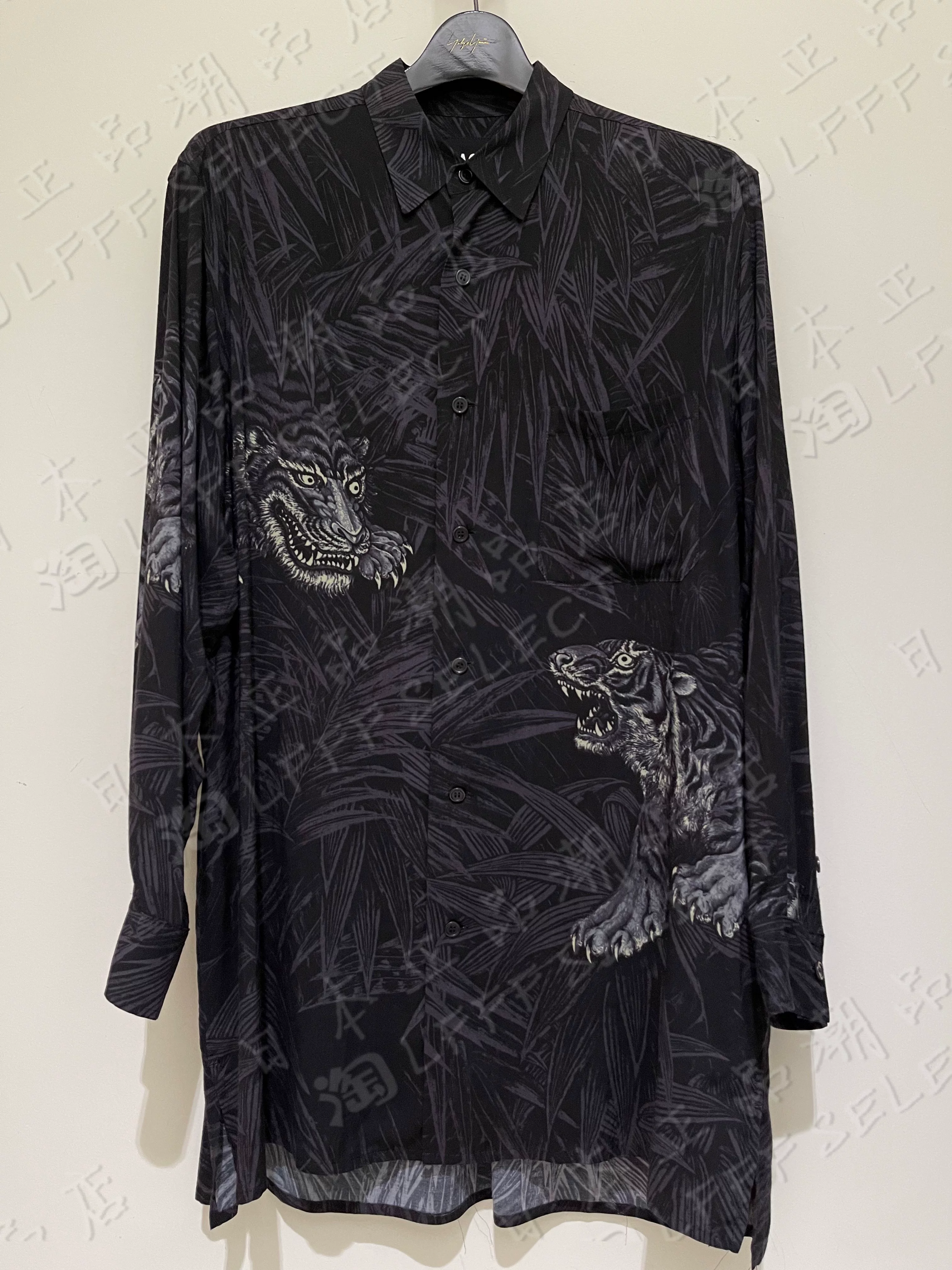 Японский закупщик Yohji Yamamoto 22AW рубашка с принтом тигр может мечтать старый дракон может мечтать
