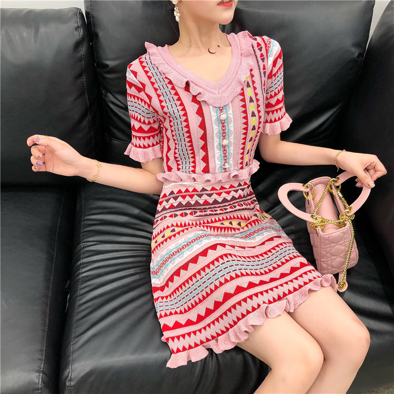 Retro chic eo hồng bằng gỗ tai V-Cổ ngắn tay đan váy dài Pháp nhỏ hương thơm ăn mặc 	váy suông thắt eo