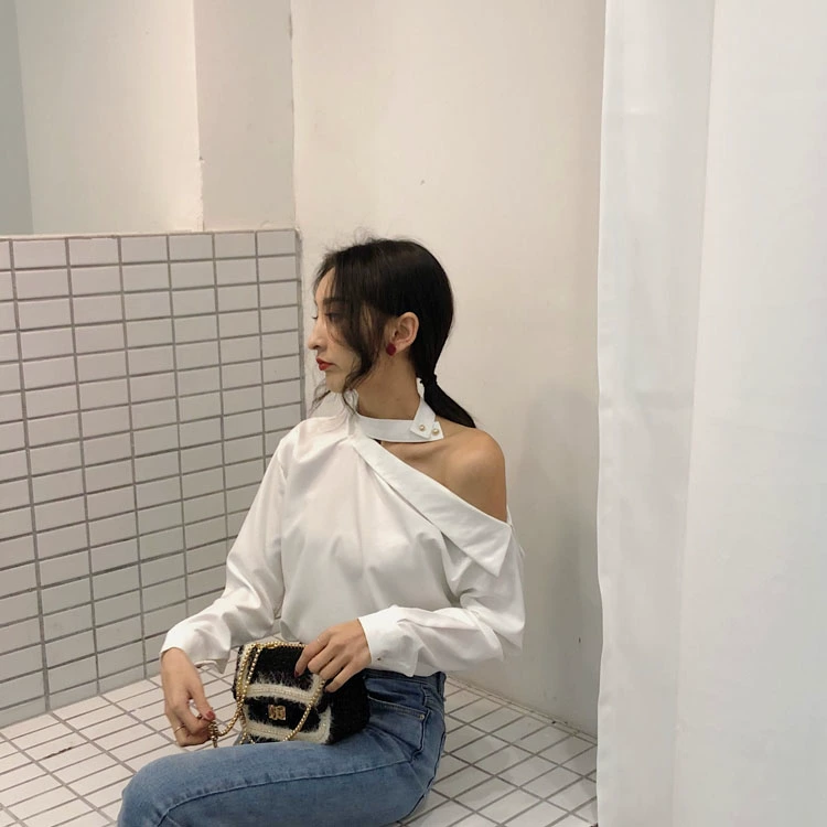 Hồng Kông hương vị retro chic nhỏ sexy từ cổ áo off-vai dài tay áo sơ mi trắng khí hoang dã đáy áo sơ mi nữ