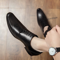 Shoes men in 2022 new leather shoes men and flowers Han edition of English mens shoes and dress business leisure shoes