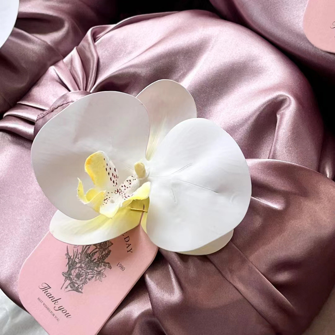 Wind Lü compress emulation butterfly Lanflower head flower vine wedding accompanied by hand decoration fake flowers large size pearl chain-Taobao