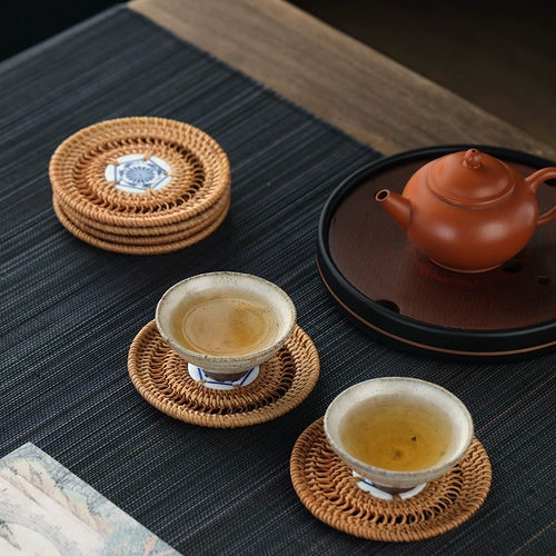 Вьетнам Аки -Виноизоляционная накладка Полово цветочная тарелка винограда подушка