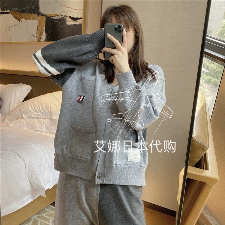 Thom browneTB Collared Pocket Cardiovert V neckline Cashmere Cashmere Shorts Short Jacket Sweater men and women