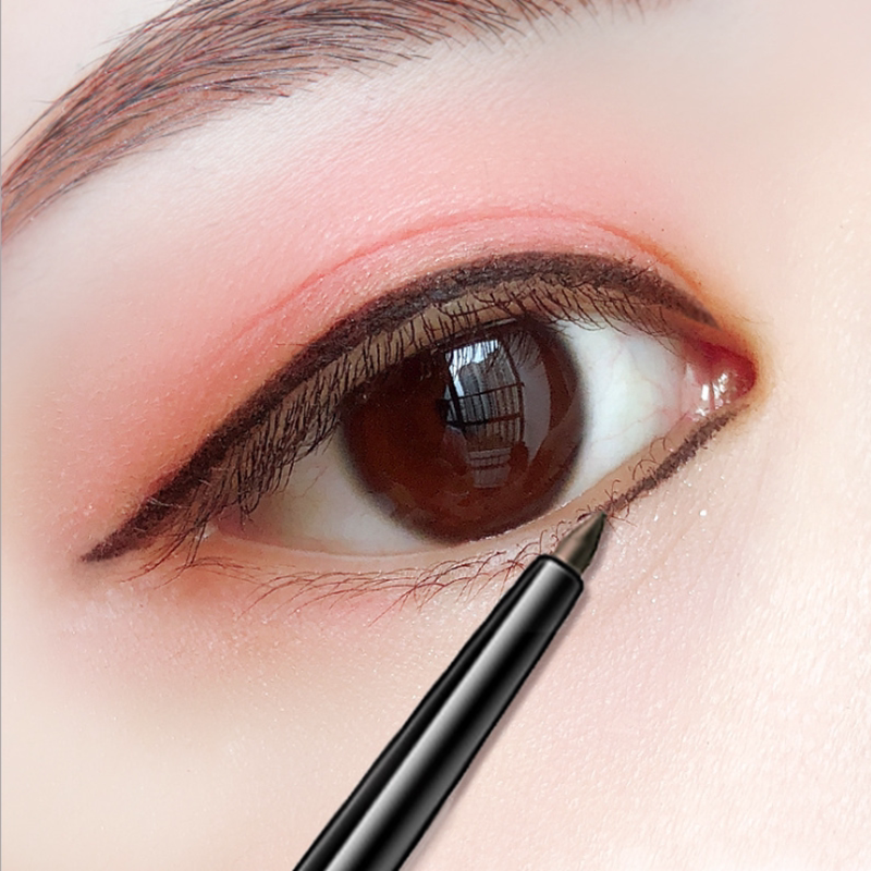 Veya recommends pseudo-vegan Yen Neeyline glue pens waterproof without fainting extremely fine pencil-style hardhead sleepers with no makeup