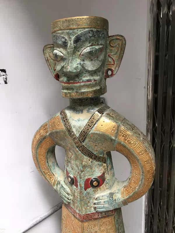 Imitation antique bronze ware GOLD SILVER FIGURINES PEOPLE SWING PIECES ANTIQUE COLLECTION CANINE RED SPOT GREEN RUST IMITATION ANCIENT PLAY MISCELLANEOUS PIECES