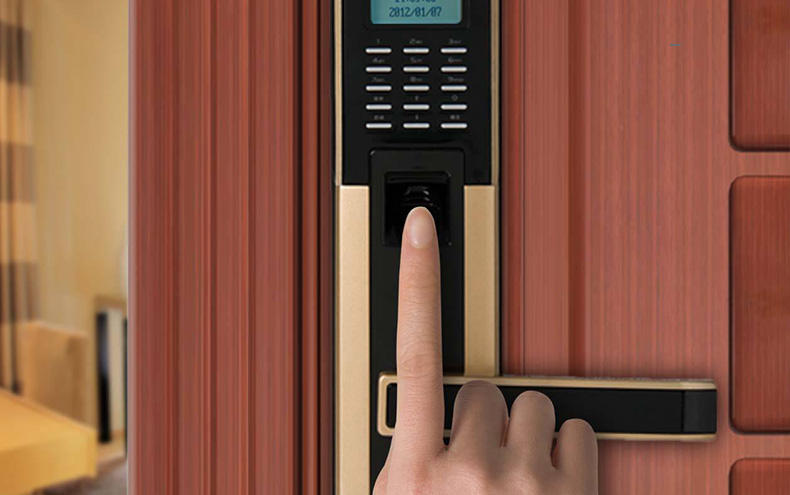 告诉你为啥指纹锁一定要选真插芯