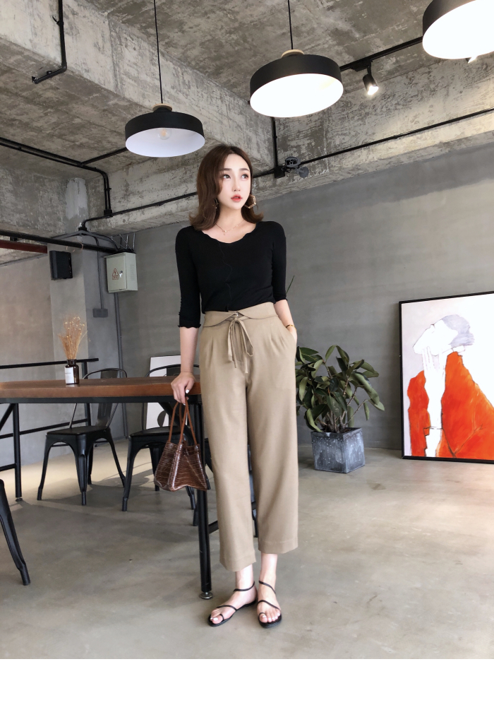 MMCO2018 mùa hè mới v-cổ tay áo cotton ba điểm áo thun ba lỗ khí chất màu rắn bên trong phụ nữ siêu lửa áo phông nữ hàng hiệu