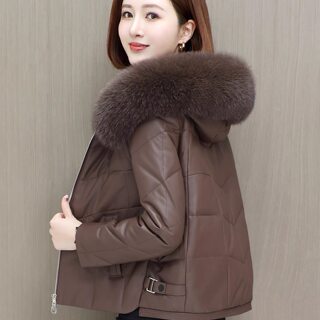 Haining genuine leather down jacket women's short fox fur collar hooded thickened sheepskin leather jacket 2025 winter new style