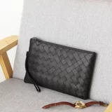 Плетеная сумка с петлей на руку, маленькая сумка клатч, коллекция 2023, из натуральной кожи