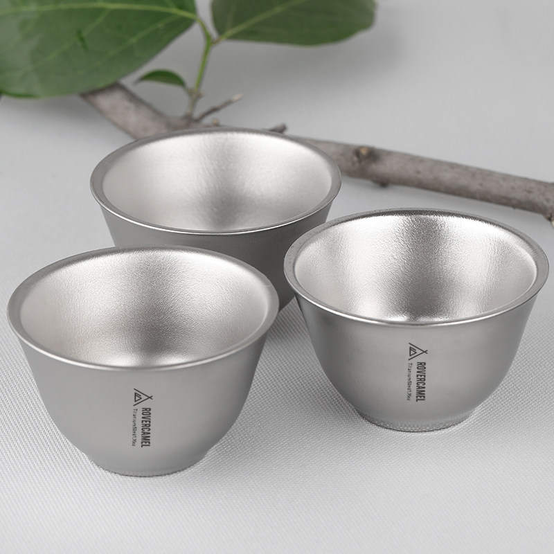 Range Rover outdoor pure titanium tea cup double layer anti-scalding kung fu tea set bubble tea cup without skewer cup healthy tasting tea bell cup