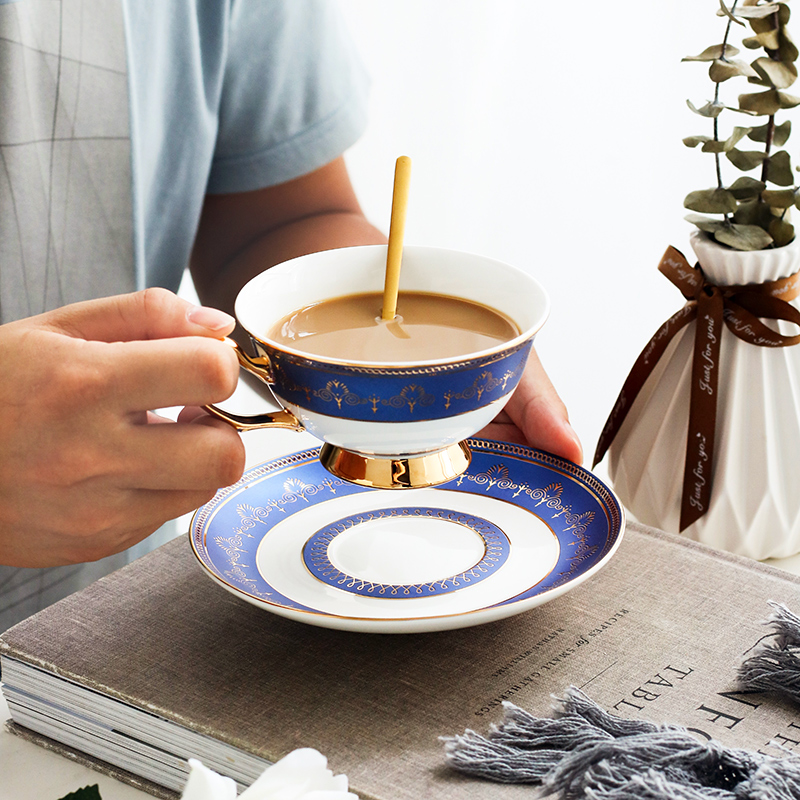 ins European-style Phnom Penh coffee cup British-style ceramic coffee cup and saucer set home simple afternoon tea tea cup spoon