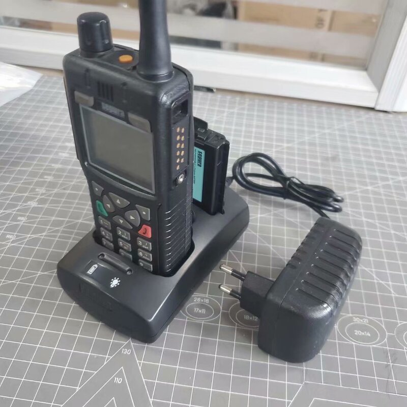 Sepura/Seuple Stp8000 Stp8038 Stp9000 Walkie-Talkie Charger Stp9035