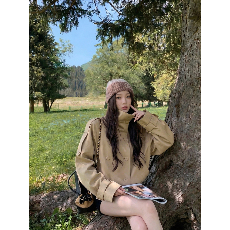 Designed in British Style, Stand-Up Collar Short Trench Coat for Women, Spring Silhouette Jacket, Double-Breasted Loose Casual Outerwear Top