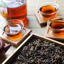 Xiaoshi Tea · Refined by Chicao Reading Club