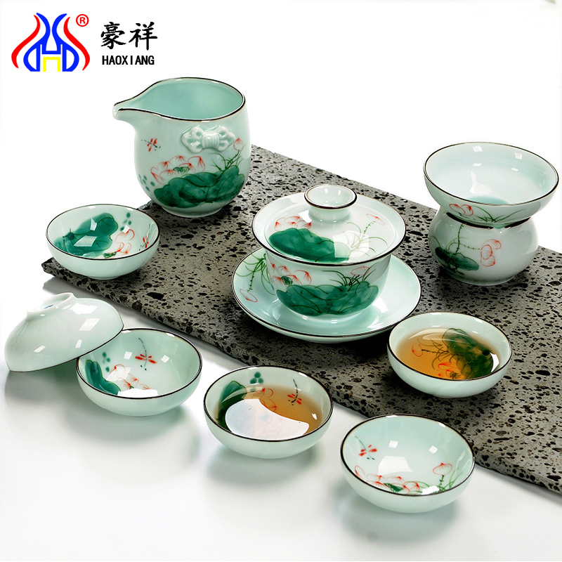 Howe auspicious hand - made celadon lotus kung fu tea cups of a complete set of blue and white porcelain ceramic teapot