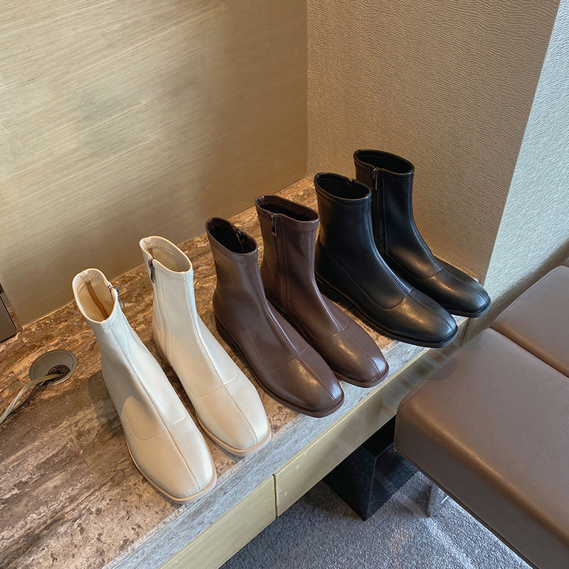 2021 Autumn Winter New White Flat Heel Short Boots Slim Boots Genuine Leather Boots Nude Boots 100 Hitch Head Martin Boots Woman