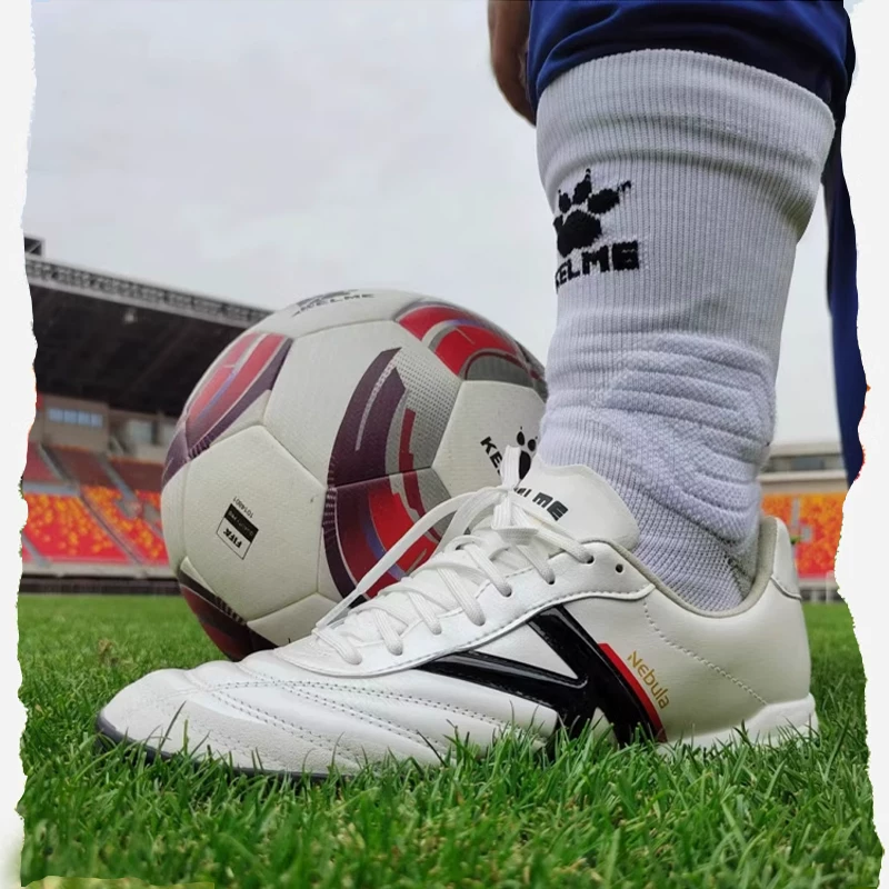 KELME Калмей футбольные туфли FG с длинным носком, взрослые профессиональные тренировочные обувь для натуральной травы, кожа из кенгуру, Небула