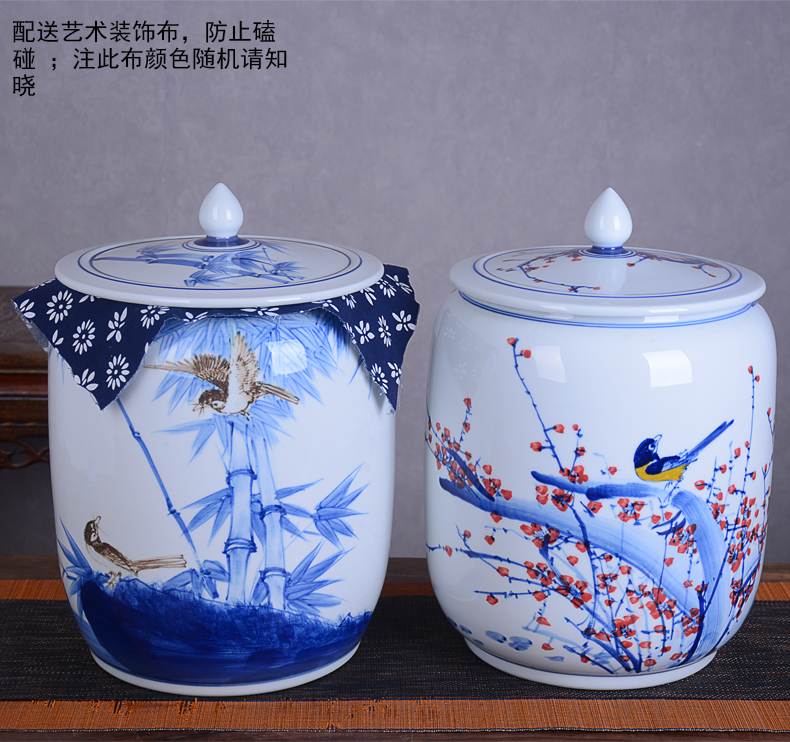 Jingdezhen hand - made ceramic barrel with cover with 25 kg pack old flour barrels moistureproof insect - resistant seal pot in the kitchen