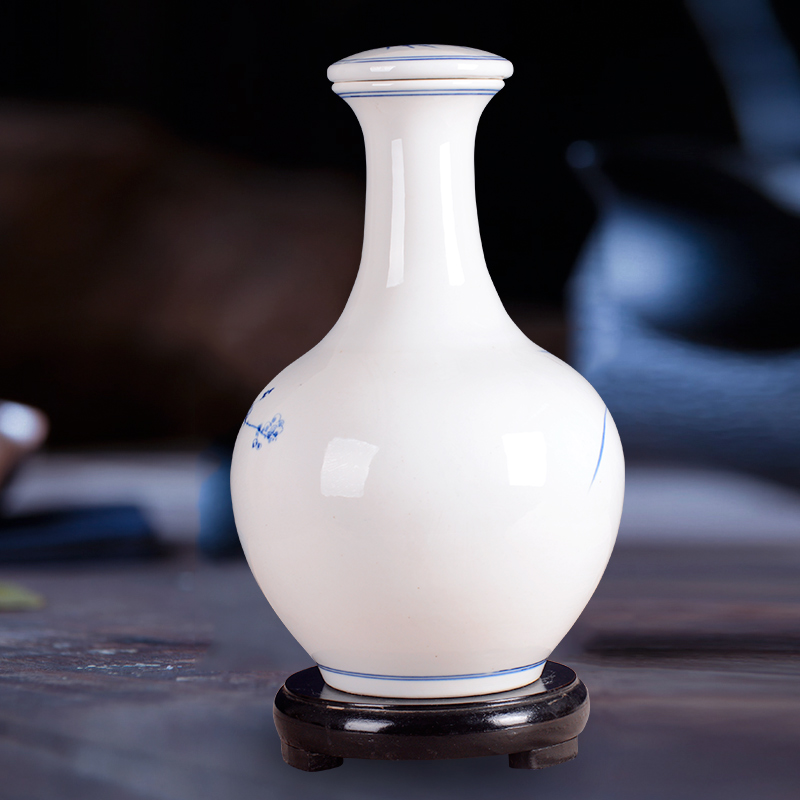 Jingdezhen ceramic bottle home mercifully bottle jars 10 jins hand - made porcelain ceramic gifts collection bottle furnishing articles