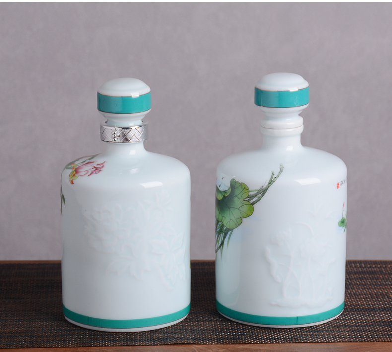 Jingdezhen 1 kg pack creative ceramic empty bottles with JinHe liquor altar archaize hip household seal wine