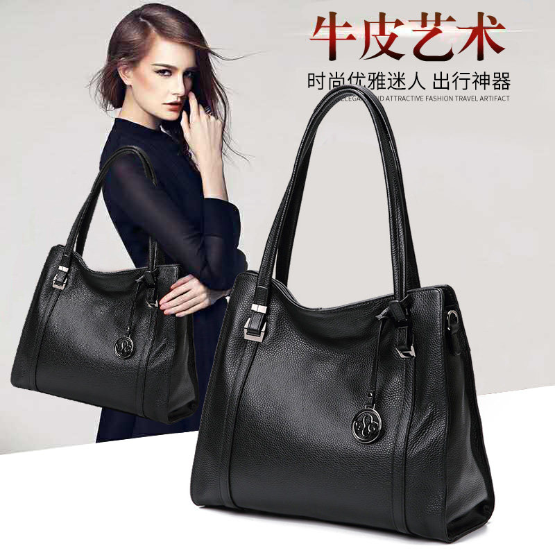 Women's bags 2022 new trendy leather women's bags large-capacity commuter bags niche soft leather shoulder messenger handbags