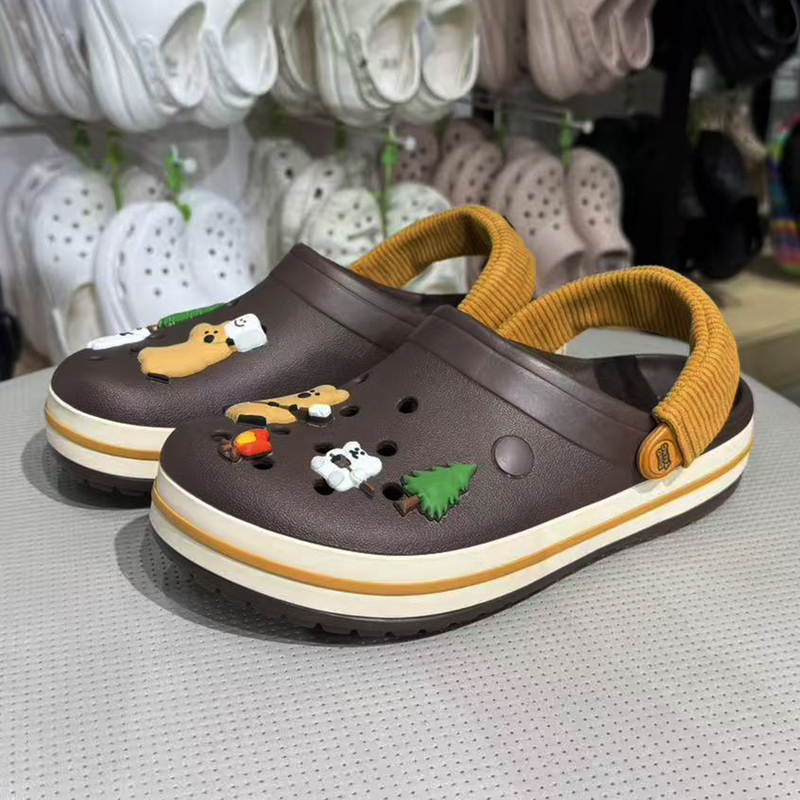 Crocs Clogs for Men and Women, Cute Summer Couple Beach Sandals 213724