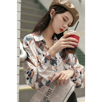 Design sense niche Hong Kong flavor vintage print top 2021 new autumn loose wear long sleeve shirt women tide