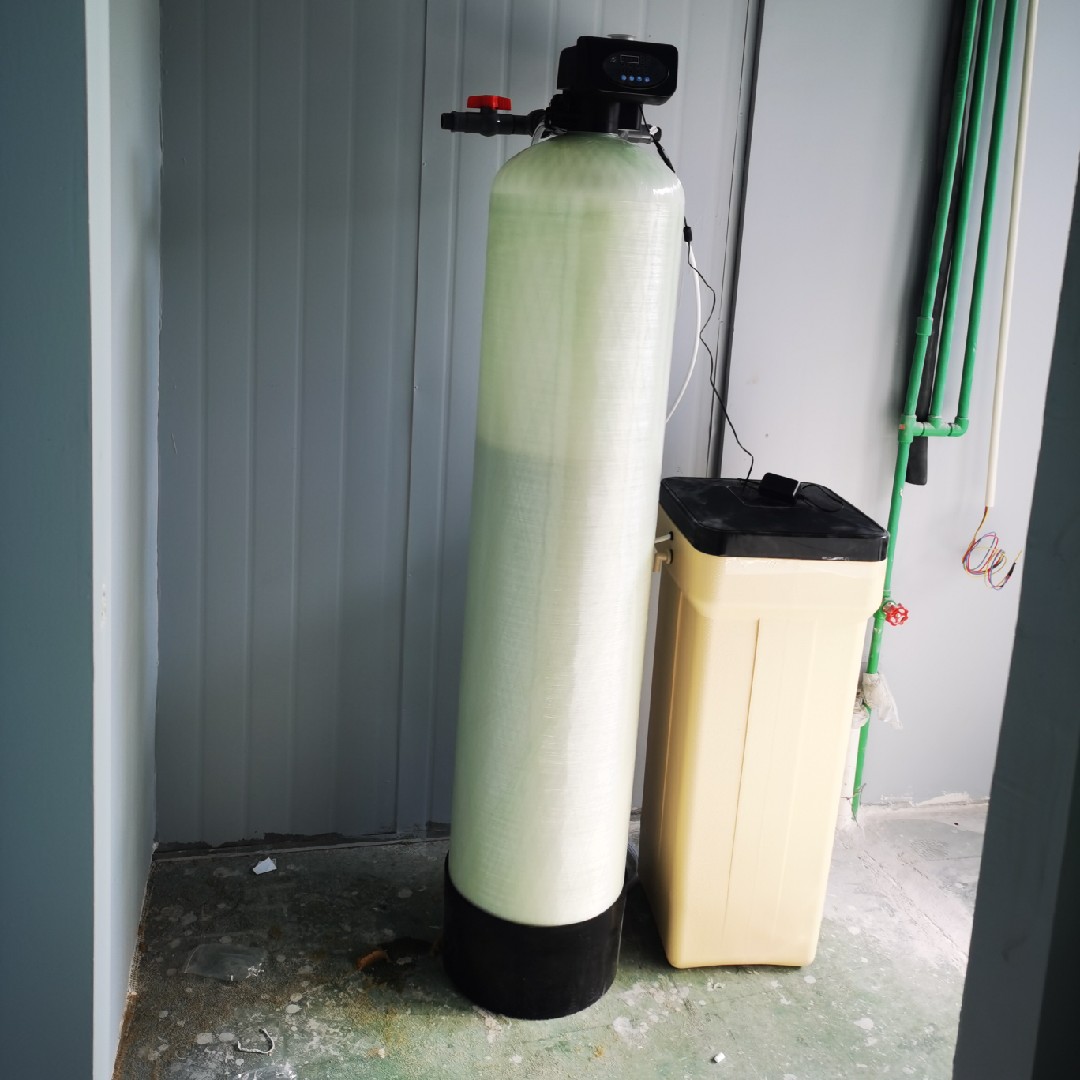 3吨加热除水垢机锅炉软化水井水处理设备4吨离子树脂软水器包邮器