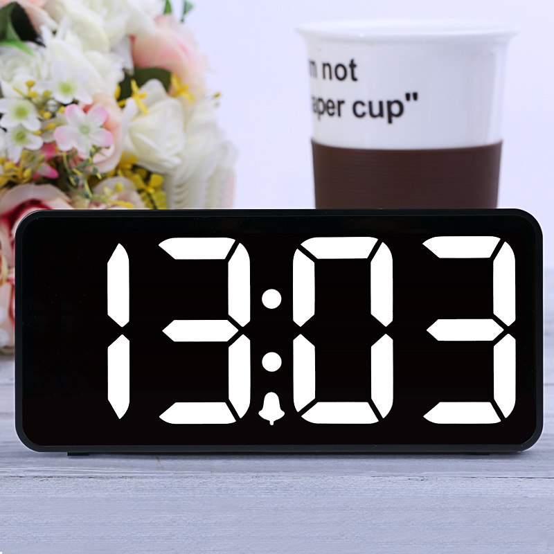 Han clock watch large screen display muted electronic alarm clock digital living room with night light fashion simple desk clock HA89