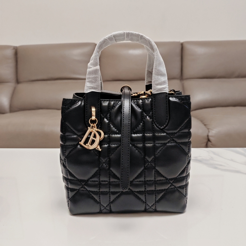 2026 New Model Women's Bag, Lady Dior Cannage Pattern Genuine Leather Basket-Style Bucket Bag, High-End Feel, Single Shoulder Crossbody Handbag