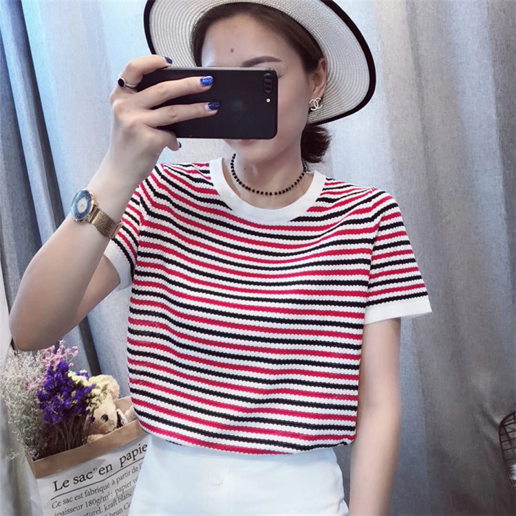 2018 new loose trùm đầu áo khoác nữ triều thời trang vòng cổ sọc ice knit áo len hàng Châu Âu ngắn tay áo nữ mùa hè ăn mặc áo len nữ trung niên