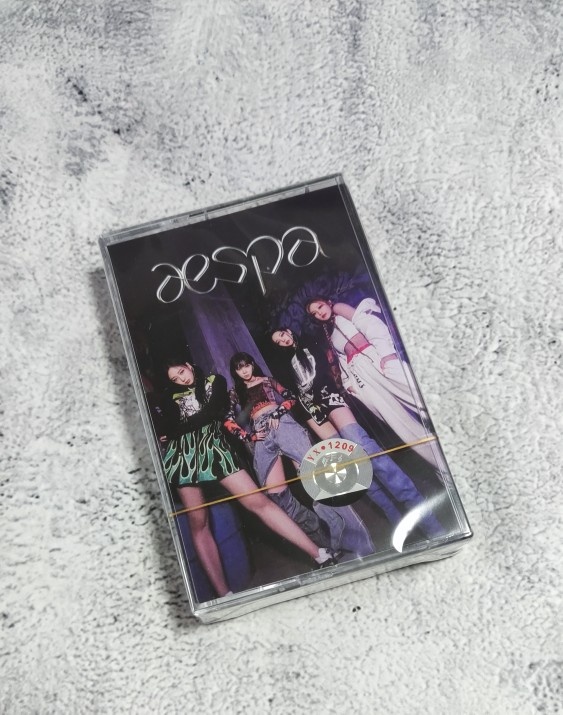 Tape aespa Dreams Come True Savage brand new undetached lyrics This gift