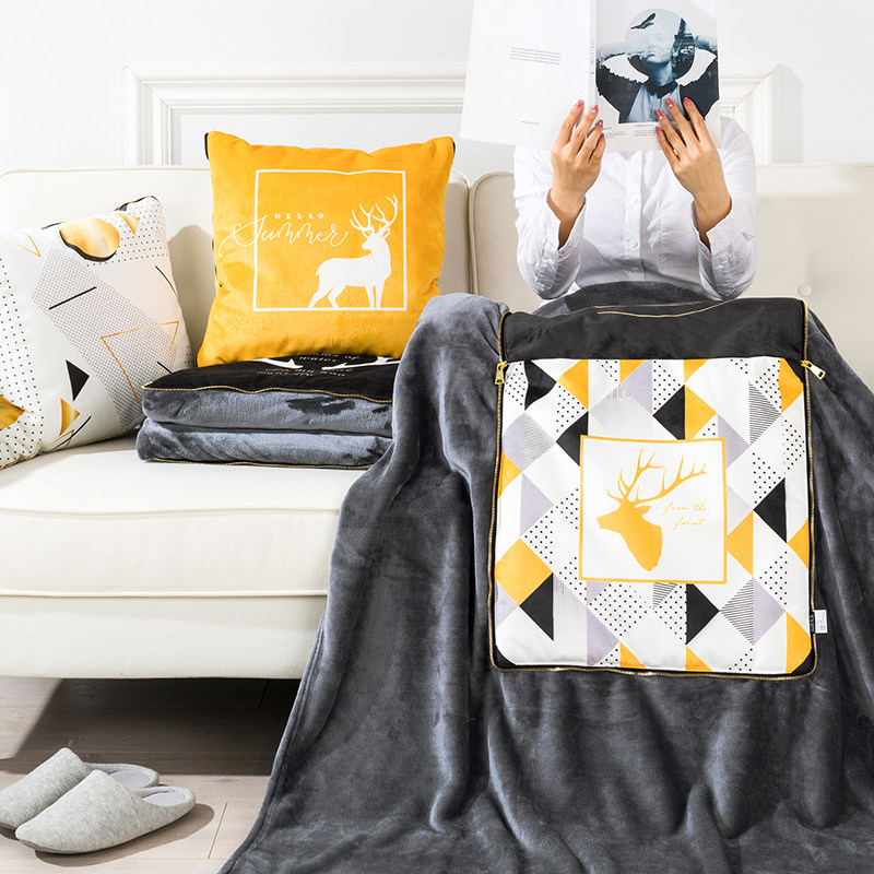 Light extravagant upscale onboard hug pillow quilted dual-use car office Pillow Blanket Two-in-one Coral Fleece Thickened custom